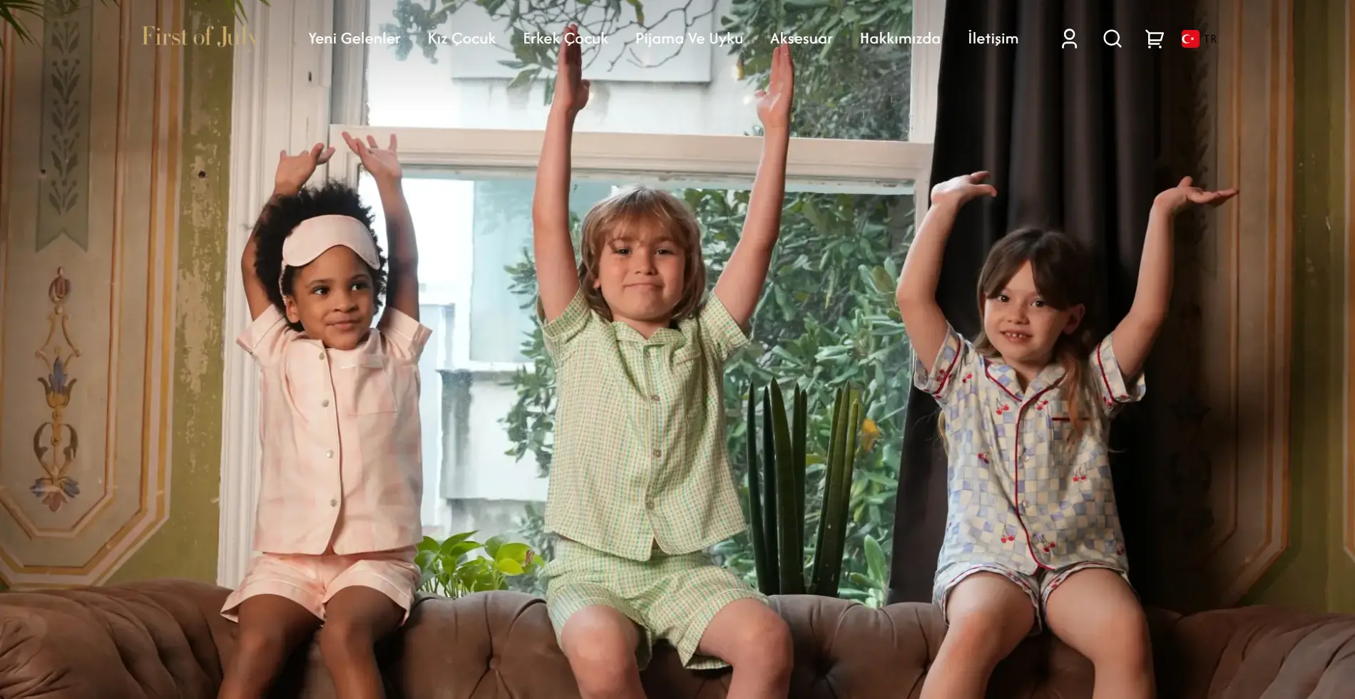 First of July çocuk giyim e-ticaret sitesi tasarımı